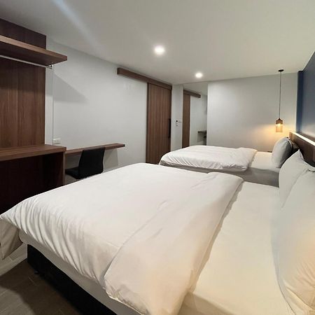 Отель Rendezvous Oldtown Chiangmai Чиангмай Экстерьер фото