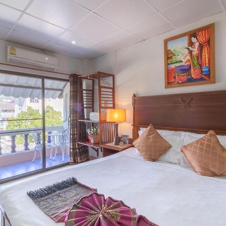 Отель Rendezvous Oldtown Chiangmai Чиангмай Экстерьер фото