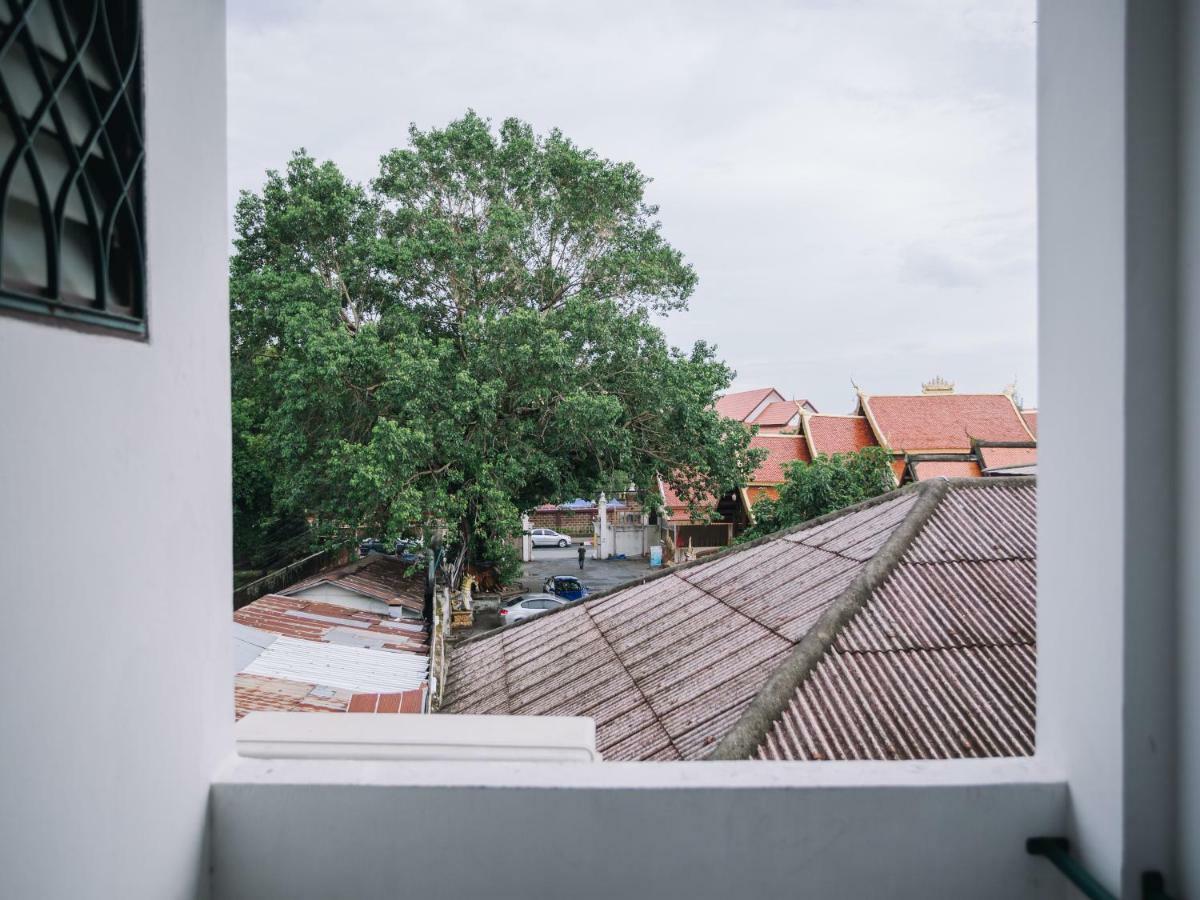 Отель Rendezvous Oldtown Chiangmai Чиангмай Экстерьер фото