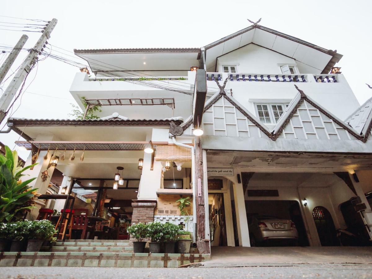 Отель Rendezvous Oldtown Chiangmai Чиангмай Экстерьер фото
