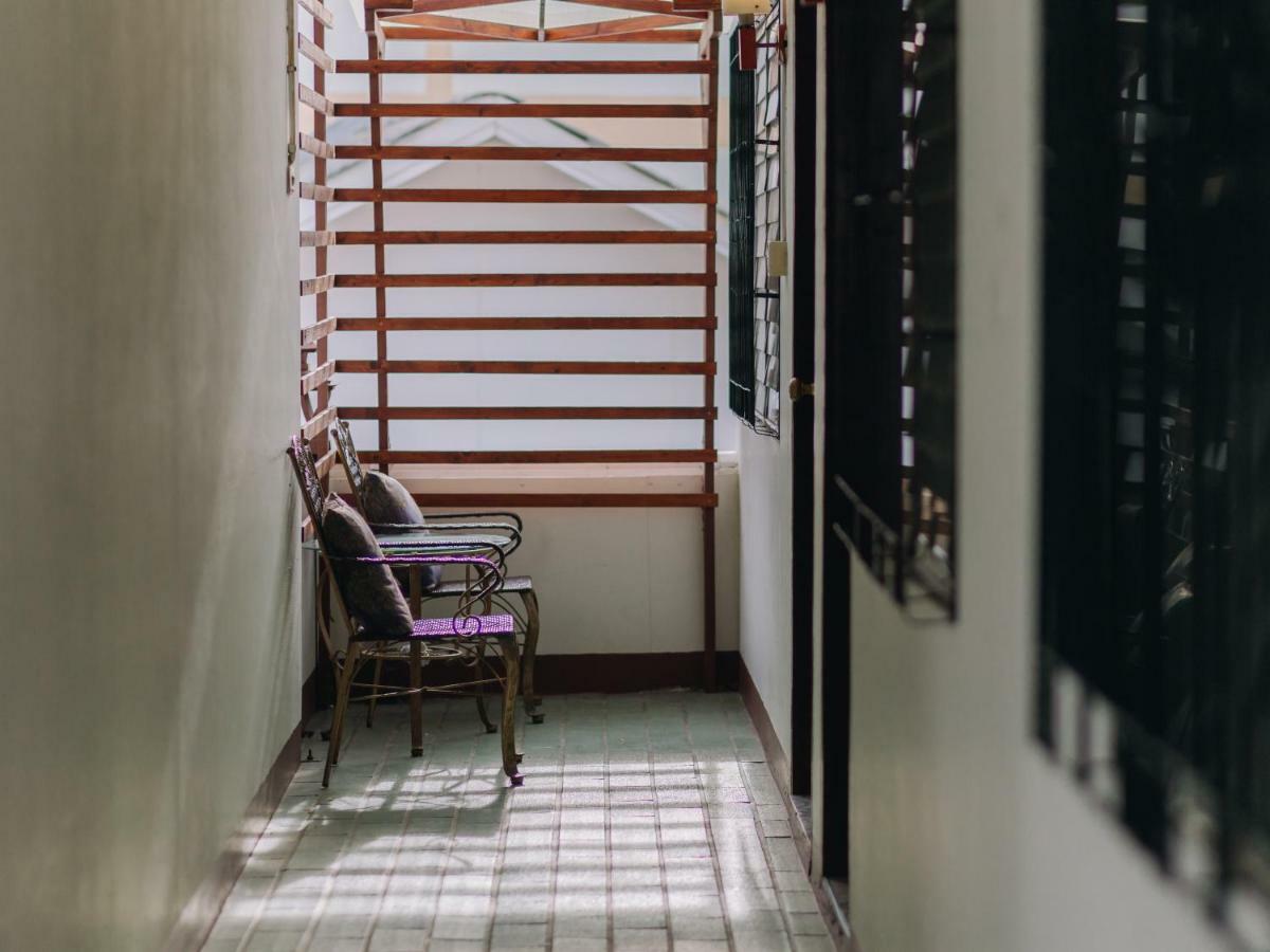 Отель Rendezvous Oldtown Chiangmai Чиангмай Экстерьер фото